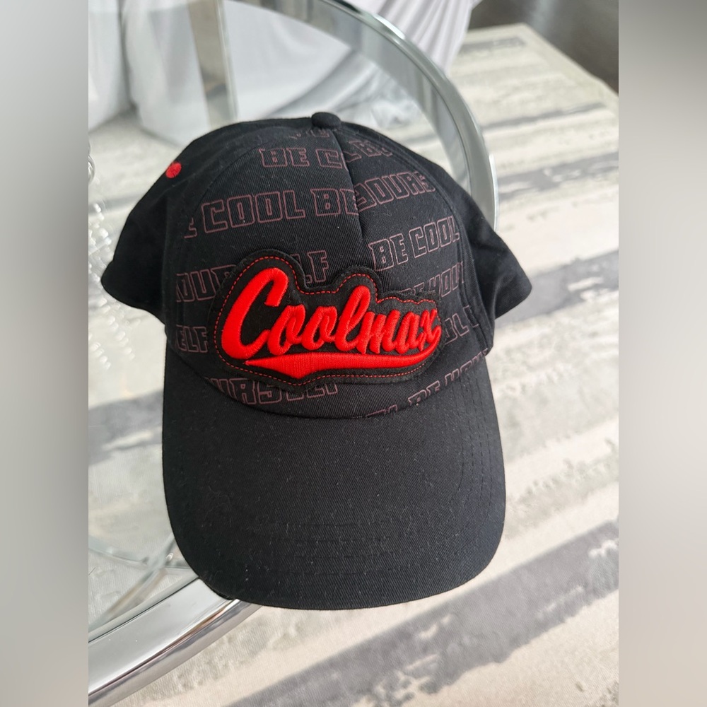 Coolmax Black and Red Cap